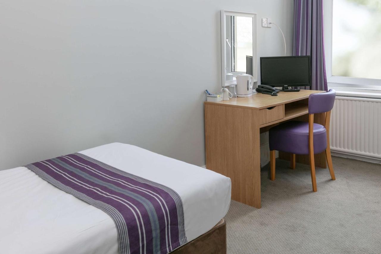 Exmouth Beach Hotel Bagian luar foto