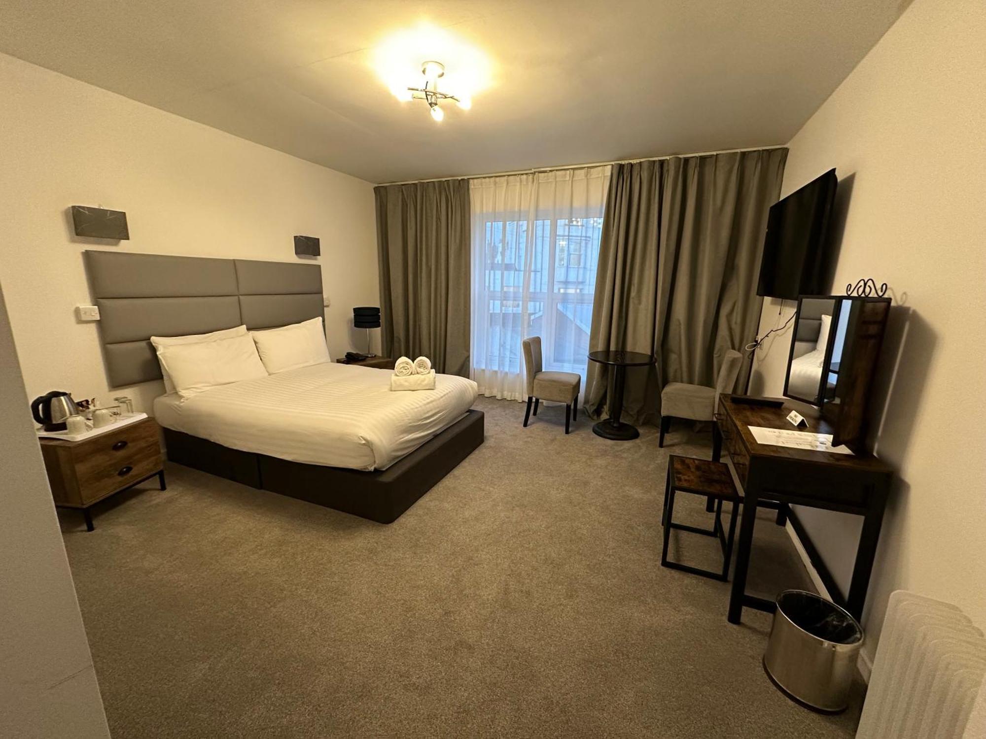 Exmouth Beach Hotel Bagian luar foto