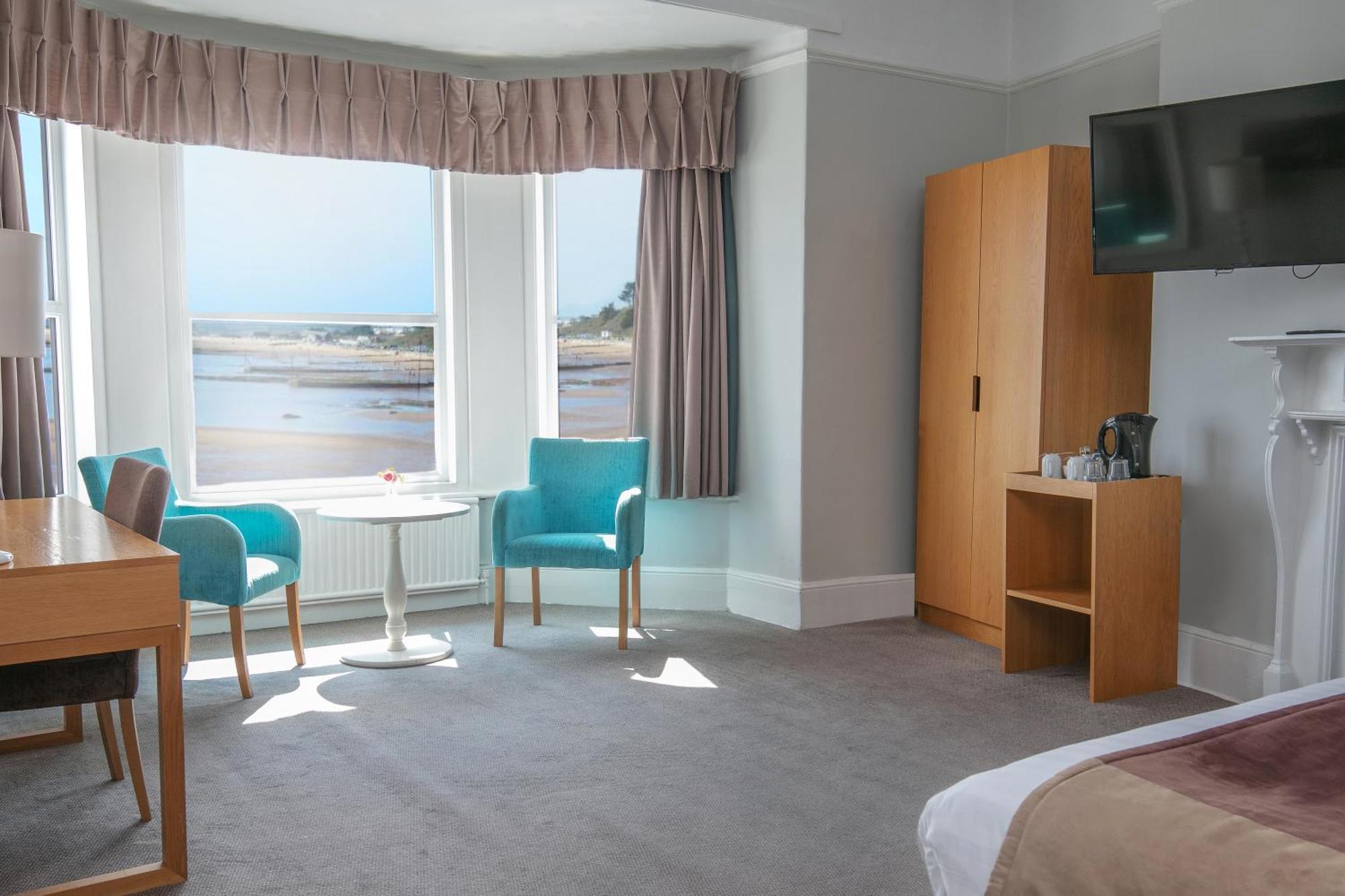 Exmouth Beach Hotel Bagian luar foto